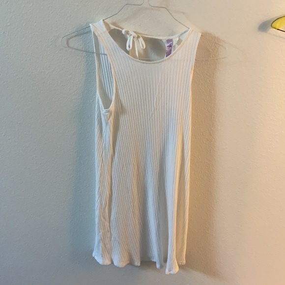 Cute white dress - Picture 3 of 4